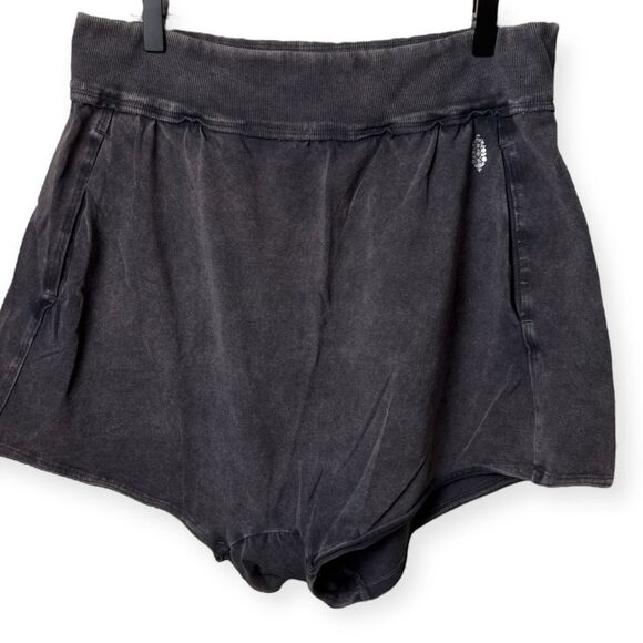Free People Hot Shot Harem Shorts - Picture 4 of 9
